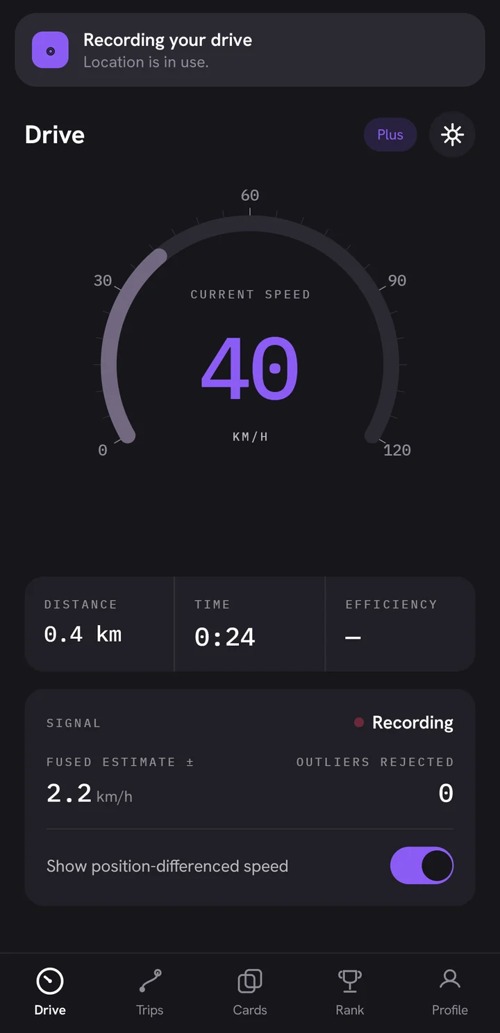 DriveFR recording a drive: a speed gauge reading 40 km/h, with distance, time and efficiency underneath.